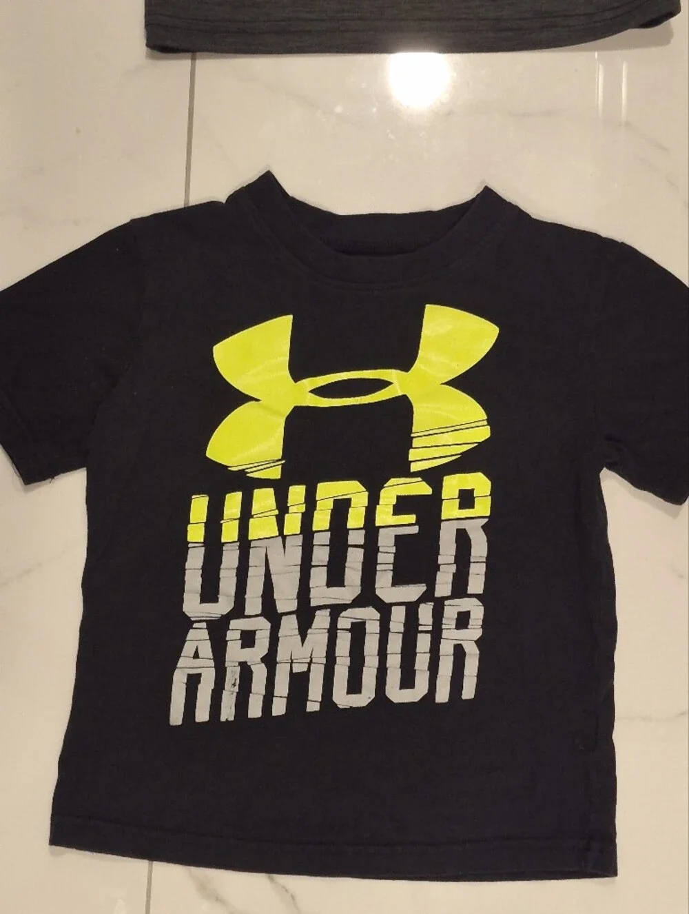Nike/under Armour Boys 4 T Bundle